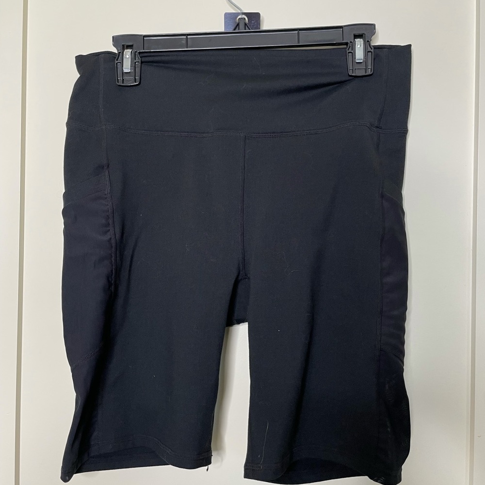 Fabletics shorts